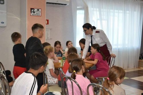 «Санпросвет» в «Вишнёвой поляне»: нурлатским детям рассказали о здоровье и гигиене