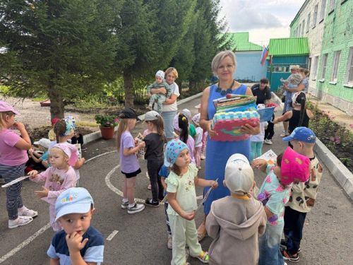 «Светлячки» учат ПДД: играем и запоминаем правила безопасности