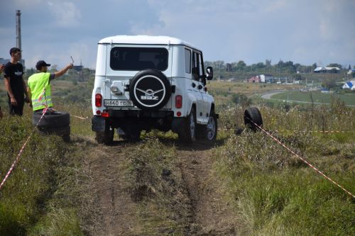 В Нурлате прошли захватывающие автосоревнования «Путь первопроходца» (ФОТОРЕПОРТАЖ)