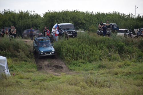 В Нурлате прошли захватывающие автосоревнования «Путь первопроходца» (ФОТОРЕПОРТАЖ)