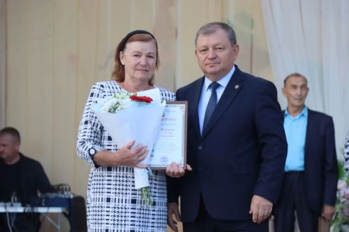 В Нурлате прошло торжественное чествование строителей