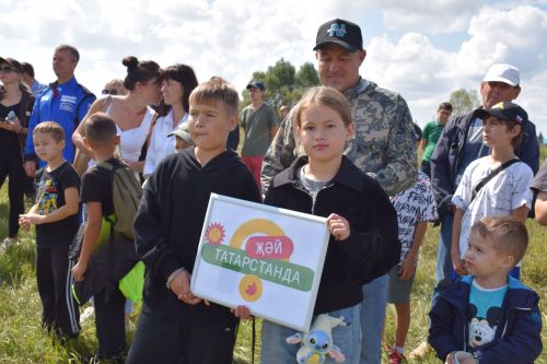 В Нурлате прошли захватывающие автосоревнования «Путь первопроходца» (ФОТОРЕПОРТАЖ)