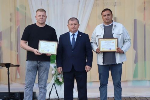 В Нурлате прошло торжественное чествование строителей