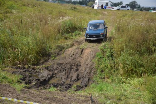 В Нурлате прошли захватывающие автосоревнования «Путь первопроходца» (ФОТОРЕПОРТАЖ)