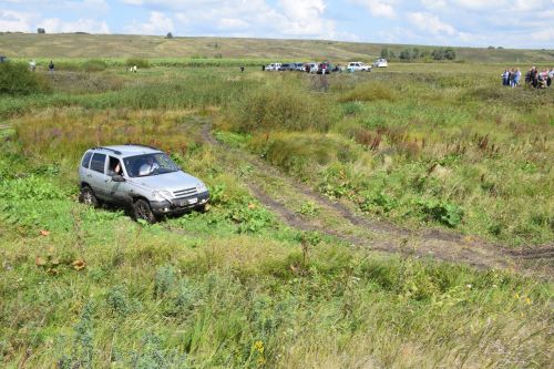 В Нурлате прошли захватывающие автосоревнования «Путь первопроходца» (ФОТОРЕПОРТАЖ)