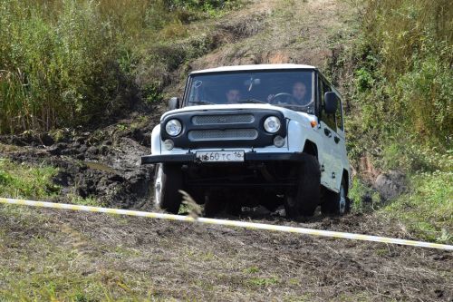 В Нурлате прошли захватывающие автосоревнования «Путь первопроходца» (ФОТОРЕПОРТАЖ)