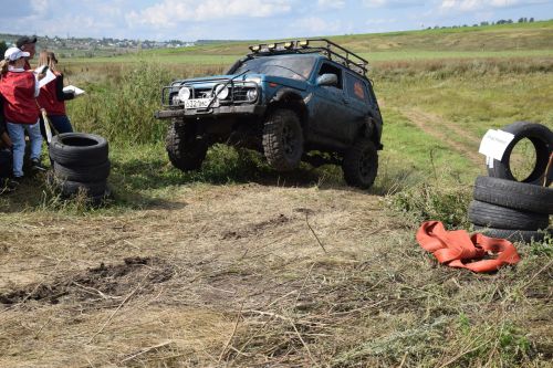 В Нурлате прошли захватывающие автосоревнования «Путь первопроходца» (ФОТОРЕПОРТАЖ)