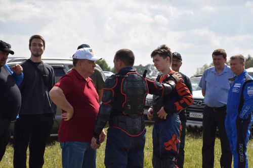 В Нурлате прошли захватывающие автосоревнования «Путь первопроходца» (ФОТОРЕПОРТАЖ)