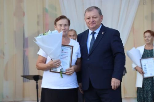 В Нурлате прошло торжественное чествование строителей