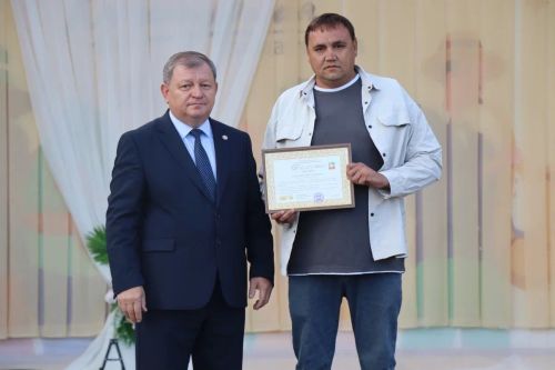 В Нурлате прошло торжественное чествование строителей