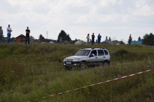В Нурлате прошли захватывающие автосоревнования «Путь первопроходца» (ФОТОРЕПОРТАЖ)