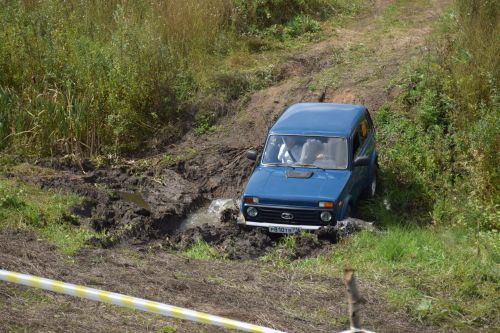 В Нурлате прошли захватывающие автосоревнования «Путь первопроходца» (ФОТОРЕПОРТАЖ)