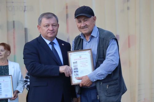 В Нурлате прошло торжественное чествование строителей