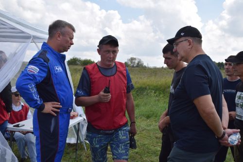 В Нурлате прошли захватывающие автосоревнования «Путь первопроходца» (ФОТОРЕПОРТАЖ)