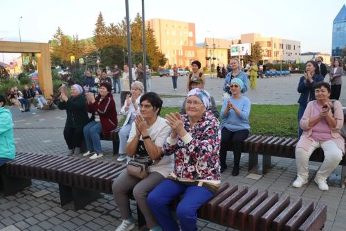 В Нурлате прошло торжественное чествование строителей