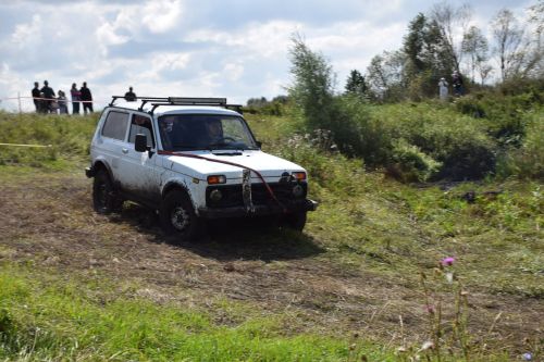 В Нурлате прошли захватывающие автосоревнования «Путь первопроходца» (ФОТОРЕПОРТАЖ)