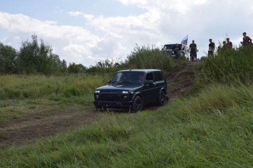 В Нурлате прошли захватывающие автосоревнования «Путь первопроходца» (ФОТОРЕПОРТАЖ)