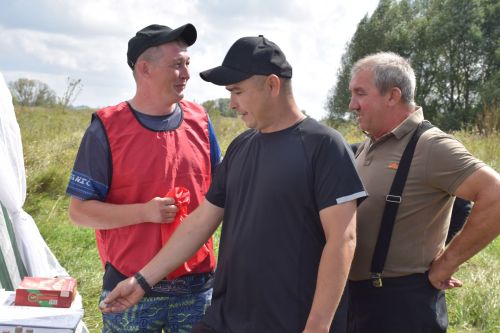 В Нурлате прошли захватывающие автосоревнования «Путь первопроходца» (ФОТОРЕПОРТАЖ)