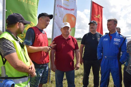 В Нурлате прошли захватывающие автосоревнования «Путь первопроходца» (ФОТОРЕПОРТАЖ)