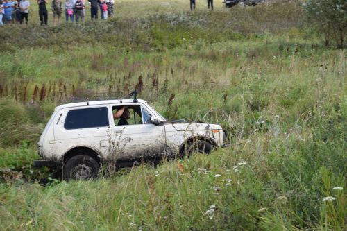 В Нурлате прошли захватывающие автосоревнования «Путь первопроходца» (ФОТОРЕПОРТАЖ)