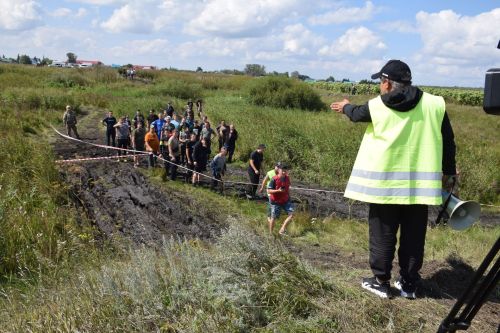В Нурлате прошли захватывающие автосоревнования «Путь первопроходца» (ФОТОРЕПОРТАЖ)