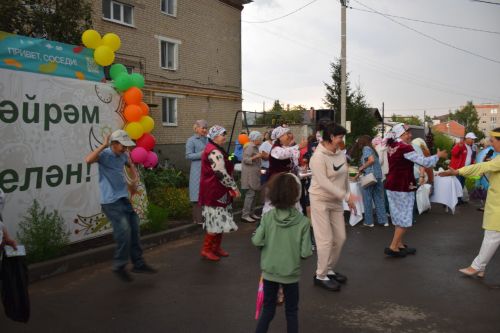 Гастрономическая ярмарка «Татарские яства» собрала нурлатцев на душевный праздник