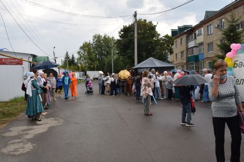 Гастрономическая ярмарка «Татарские яства» собрала нурлатцев на душевный праздник