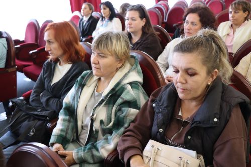 Руководство Нурлатского района встретилось с трудовыми коллективами социальных учреждений