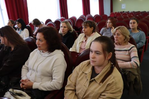 Руководство Нурлатского района встретилось с трудовыми коллективами социальных учреждений