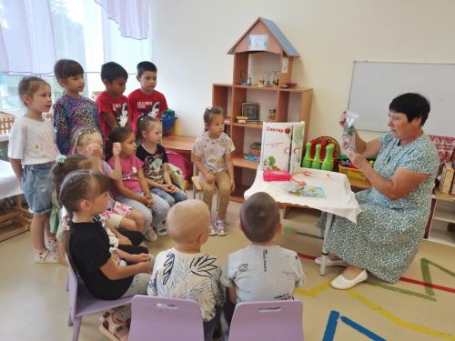 Юные нурлатские фармацевты изучают лекарственные растения