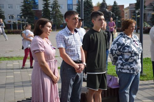 В День государственного флага России в Нурлате прошло праздничное мероприятие