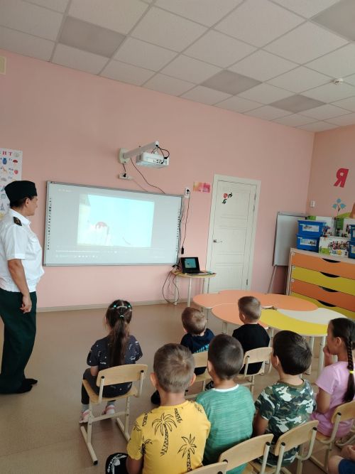 Нурлатский эколог учит малышей спасать планету
