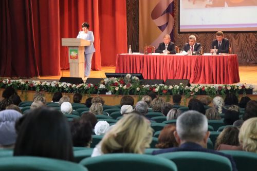 В Нурлате министр образования Татарстана участвовал в августовском совещании педагогов