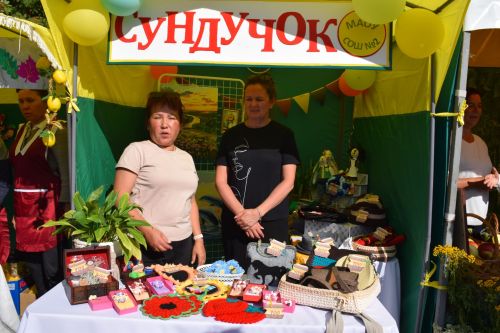 Школьная ярмарка в Нурлате стала ярким событием августовской конференции педагогов