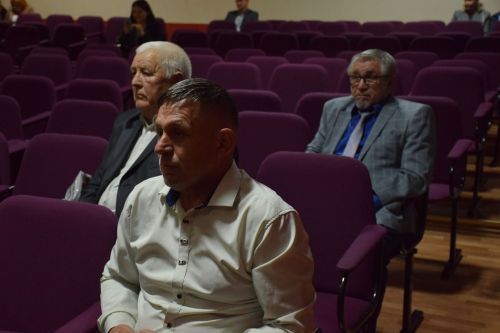 На сходе граждан в Нурлатской гимназии обсудили актуальные вопросы