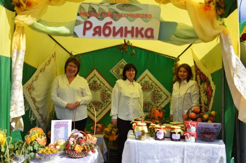 Школьная ярмарка в Нурлате стала ярким событием августовской конференции педагогов