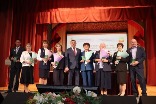 В Нурлате министр образования Татарстана участвовал в августовском совещании педагогов