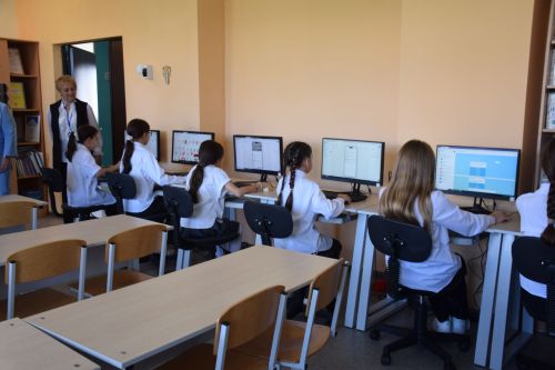 Министр образования и науки Татарстана Ильсур Хадиуллин с рабочим визитом посетил Нурлат