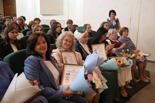 В Нурлате министр образования Татарстана участвовал в августовском совещании педагогов