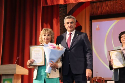В Нурлате министр образования Татарстана участвовал в августовском совещании педагогов