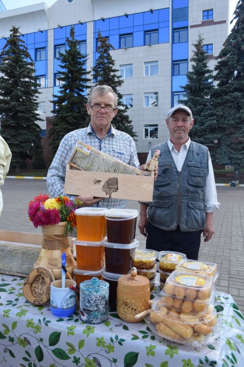 В Нурлате традиционный Фестиваль меда вновь собрал гостей