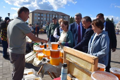 В Нурлате традиционный Фестиваль меда вновь собрал гостей