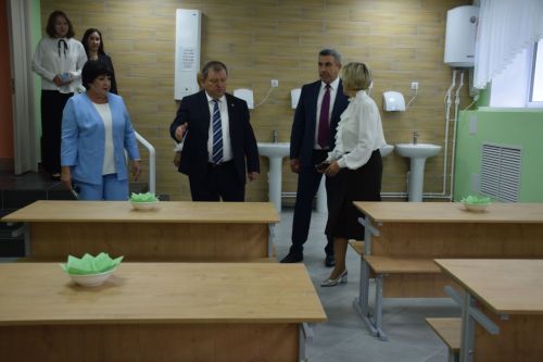 Министр образования и науки Татарстана Ильсур Хадиуллин с рабочим визитом посетил Нурлат