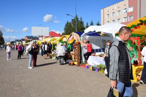 Школьная ярмарка в Нурлате стала ярким событием августовской конференции педагогов