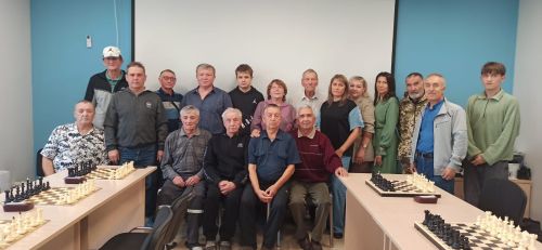 В Нурлате прошли праздничные турниры по шахматам и шашкам