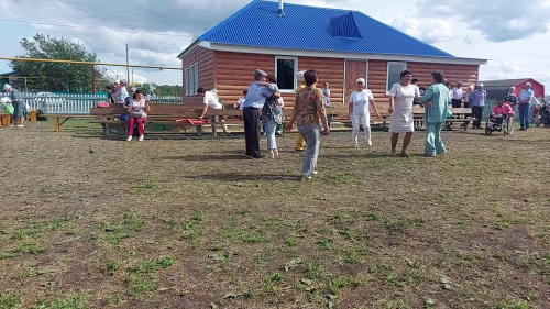 Деревня Курнали Амзя отпраздновала 290-летие: школа-музей, земляки и народные гуляния