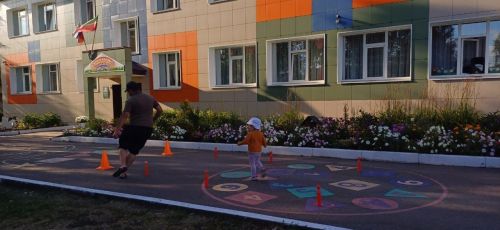 Богатырские забавы: папы и дети Нурлата показали силу и сплочённость