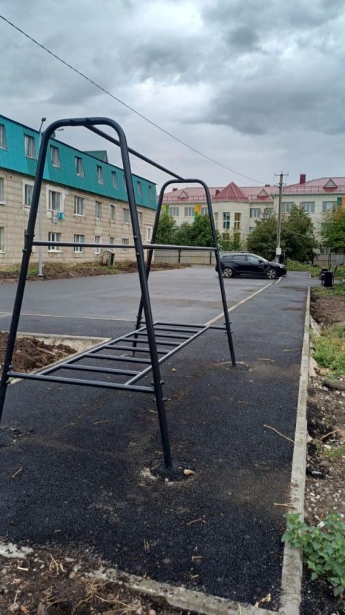 Во дворах на Ленинградской в Нурлате завершились работы по программе «Наш двор»