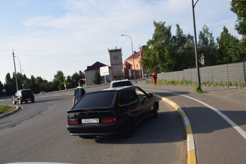 Нурлатские автоинспекторы провели рейд по выявлению нарушений правил тонировки стекол