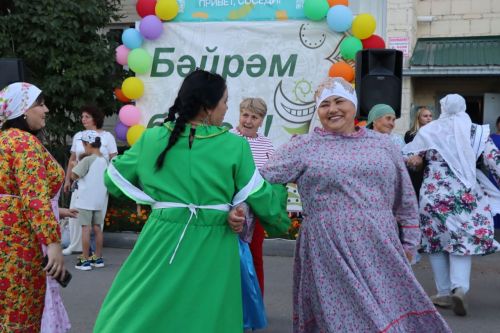 Фестиваль дворовых событий «Курше»: более 100 праздников проведено в Татарстане